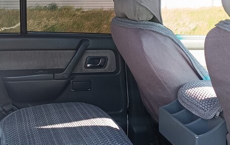 Mitsubishi Pajero III рестайлинг, 1996 год, 1 400 000 рублей, 12 фотография