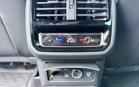 Volkswagen Passat B8 рестайлинг, 2022 год, 3 050 000 рублей, 12 фотография