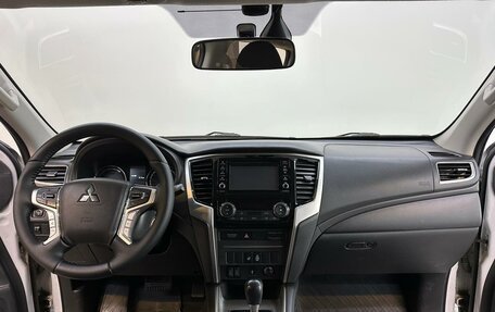 Mitsubishi L200 IV рестайлинг, 2020 год, 2 600 000 рублей, 9 фотография