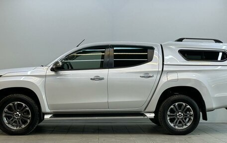 Mitsubishi L200 IV рестайлинг, 2020 год, 2 600 000 рублей, 8 фотография