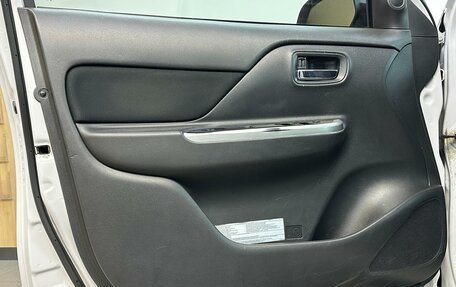 Mitsubishi L200 IV рестайлинг, 2020 год, 2 600 000 рублей, 16 фотография