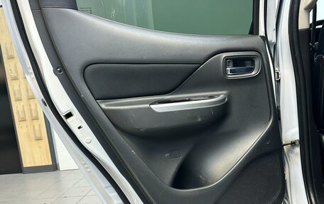 Mitsubishi L200 IV рестайлинг, 2020 год, 2 600 000 рублей, 18 фотография