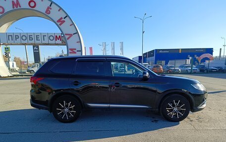Mitsubishi Outlander III рестайлинг 3, 2018 год, 2 019 995 рублей, 8 фотография