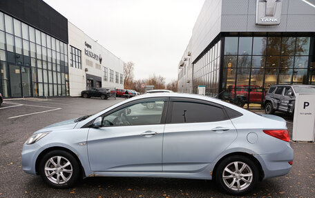 Hyundai Solaris II рестайлинг, 2012 год, 600 000 рублей, 10 фотография