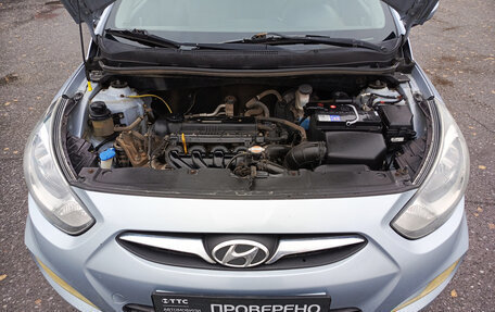 Hyundai Solaris II рестайлинг, 2012 год, 600 000 рублей, 11 фотография