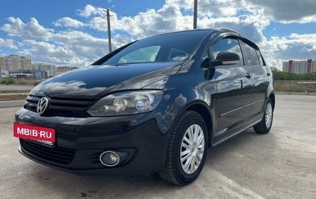 Volkswagen Golf Plus II, 2012 год, 830 000 рублей, 3 фотография