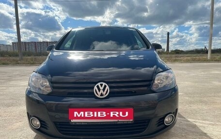 Volkswagen Golf Plus II, 2012 год, 830 000 рублей, 2 фотография