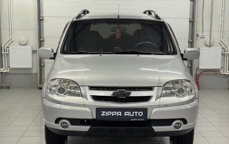 Chevrolet Niva I рестайлинг, 2010 год, 549 000 рублей, 2 фотография