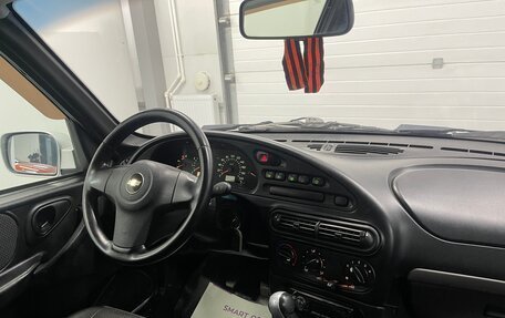 Chevrolet Niva I рестайлинг, 2010 год, 549 000 рублей, 9 фотография