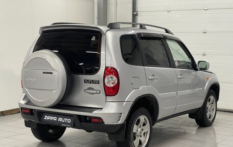 Chevrolet Niva I рестайлинг, 2010 год, 549 000 рублей, 4 фотография