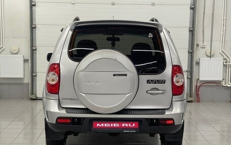 Chevrolet Niva I рестайлинг, 2010 год, 549 000 рублей, 5 фотография