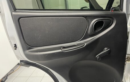 Chevrolet Niva I рестайлинг, 2010 год, 549 000 рублей, 21 фотография