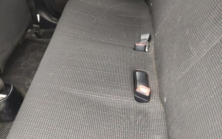 Toyota Vitz, 2017 год, 890 000 рублей, 11 фотография