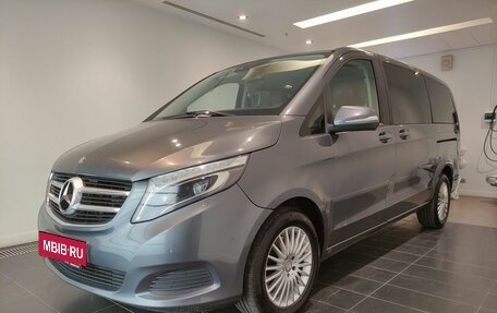 Mercedes-Benz V-Класс, 2014 год, 2 699 000 рублей, 1 фотография
