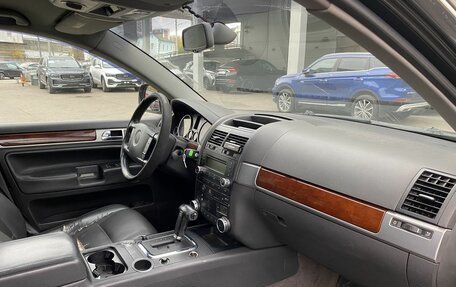 Volkswagen Touareg III, 2003 год, 559 000 рублей, 8 фотография