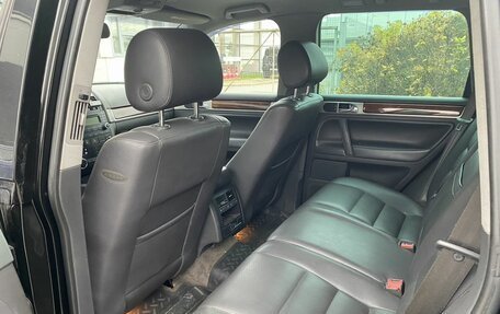 Volkswagen Touareg III, 2003 год, 559 000 рублей, 9 фотография