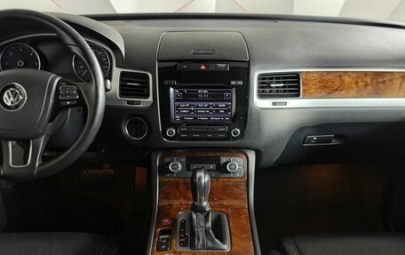 Volkswagen Touareg III, 2013 год, 2 145 000 рублей, 11 фотография