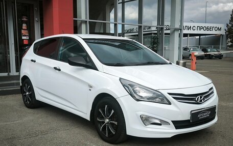 Hyundai Solaris II рестайлинг, 2015 год, 780 000 рублей, 3 фотография