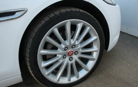 Jaguar XE I рестайлинг, 2018 год, 2 159 000 рублей, 11 фотография