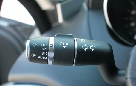 Jaguar XE I рестайлинг, 2018 год, 2 159 000 рублей, 27 фотография