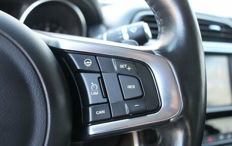 Jaguar XE I рестайлинг, 2018 год, 2 159 000 рублей, 26 фотография