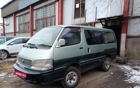 Toyota HiAce H100, 1997 год, 900 000 рублей, 8 фотография