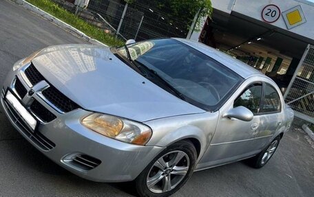 Dodge Stratus II, 2004 год, 280 000 рублей, 1 фотография