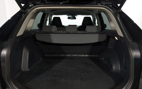 Toyota RAV4, 2021 год, 2 950 000 рублей, 18 фотография