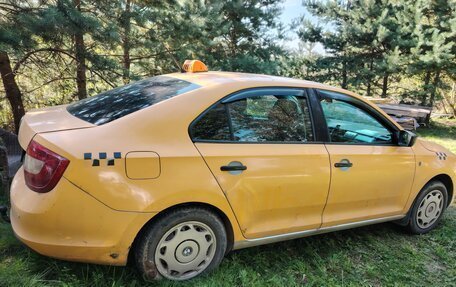 Skoda Rapid I, 2014 год, 450 000 рублей, 4 фотография