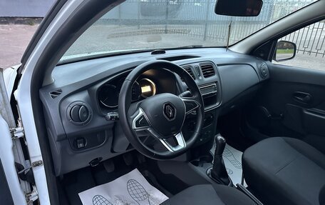 Renault Logan II, 2021 год, 795 000 рублей, 15 фотография