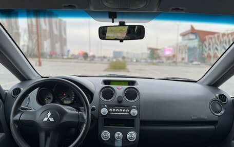Mitsubishi Colt VI рестайлинг, 2006 год, 310 000 рублей, 18 фотография