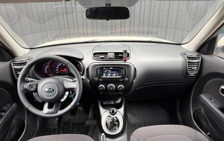 KIA Soul II рестайлинг, 2017 год, 1 272 000 рублей, 8 фотография