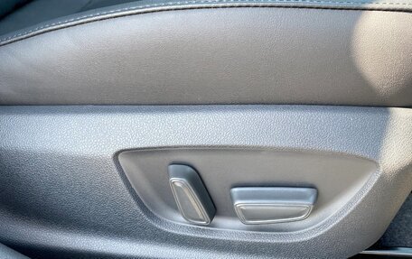 Toyota Avalon, 2021 год, 4 200 000 рублей, 22 фотография