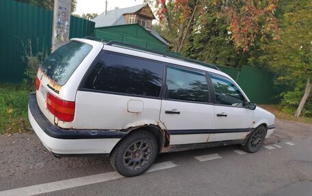 Volkswagen Passat B4, 1993 год, 150 000 рублей, 3 фотография