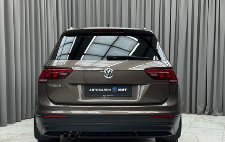 Volkswagen Tiguan II, 2018 год, 2 259 000 рублей, 5 фотография