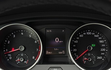 Volkswagen Tiguan II, 2018 год, 2 259 000 рублей, 11 фотография