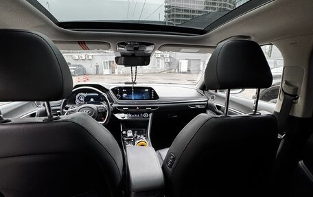 Hyundai Sonata VIII, 2020 год, 2 150 000 рублей, 2 фотография