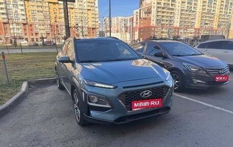 Hyundai Kona I, 2018 год, 2 000 000 рублей, 1 фотография