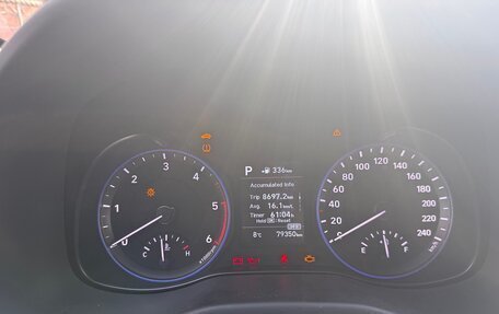 Hyundai Kona I, 2018 год, 2 000 000 рублей, 9 фотография