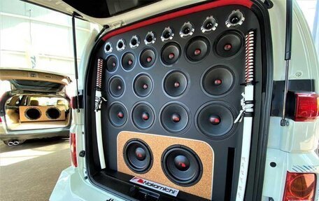 Nissan Elgrand I, 2002 год, 1 500 000 рублей, 12 фотография