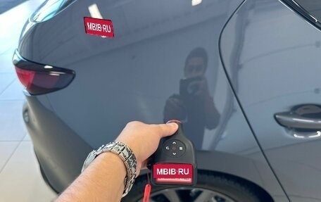 Mazda 3, 2019 год, 1 999 999 рублей, 25 фотография