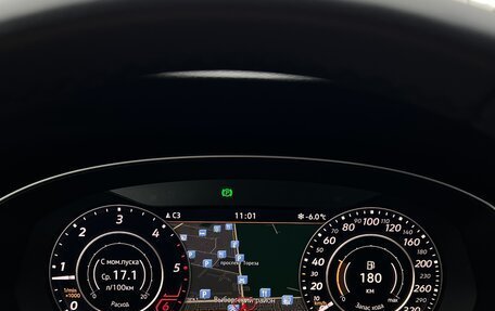 Volkswagen Passat B8 рестайлинг, 2018 год, 2 750 000 рублей, 19 фотография