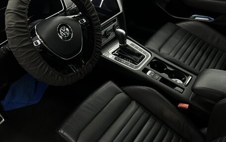 Volkswagen Passat B8 рестайлинг, 2018 год, 2 750 000 рублей, 28 фотография