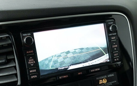 Mitsubishi Outlander III рестайлинг 3, 2014 год, 2 469 700 рублей, 15 фотография