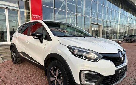 Renault Kaptur I рестайлинг, 2020 год, 1 650 000 рублей, 3 фотография