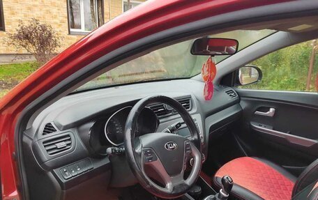 KIA Rio III рестайлинг, 2017 год, 990 000 рублей, 2 фотография