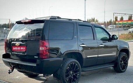 Chevrolet Tahoe III, 2011 год, 2 950 000 рублей, 2 фотография