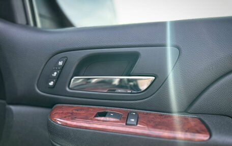 Chevrolet Tahoe III, 2011 год, 2 950 000 рублей, 15 фотография