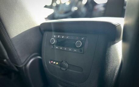 Chevrolet Tahoe III, 2011 год, 2 950 000 рублей, 20 фотография