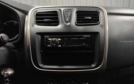 Renault Sandero II рестайлинг, 2015 год, 715 000 рублей, 12 фотография